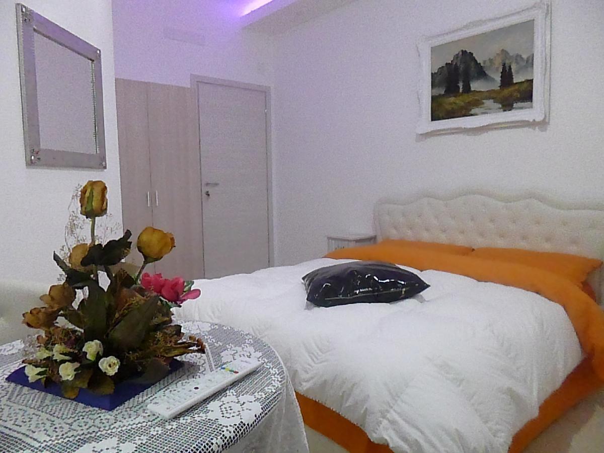 Monaco Rooms Verona Ngoại thất bức ảnh